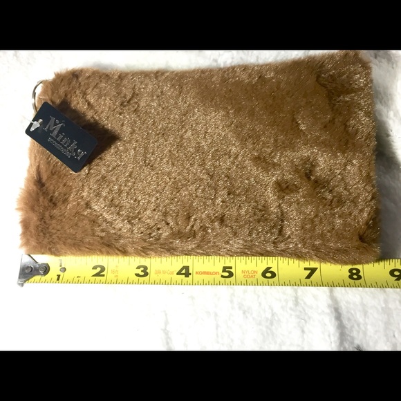 🌻3/$20 Minky Brown Faux Fur Bag - Picture 6 of 6